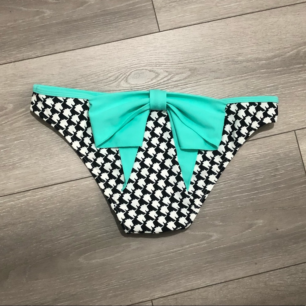 Pursuit Bow Back Bikini Bottom